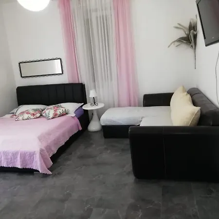 Apartment Duje *